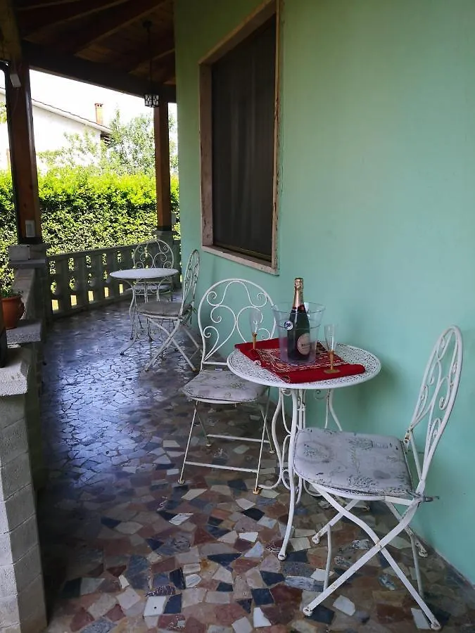 Villa Franco Orentano
